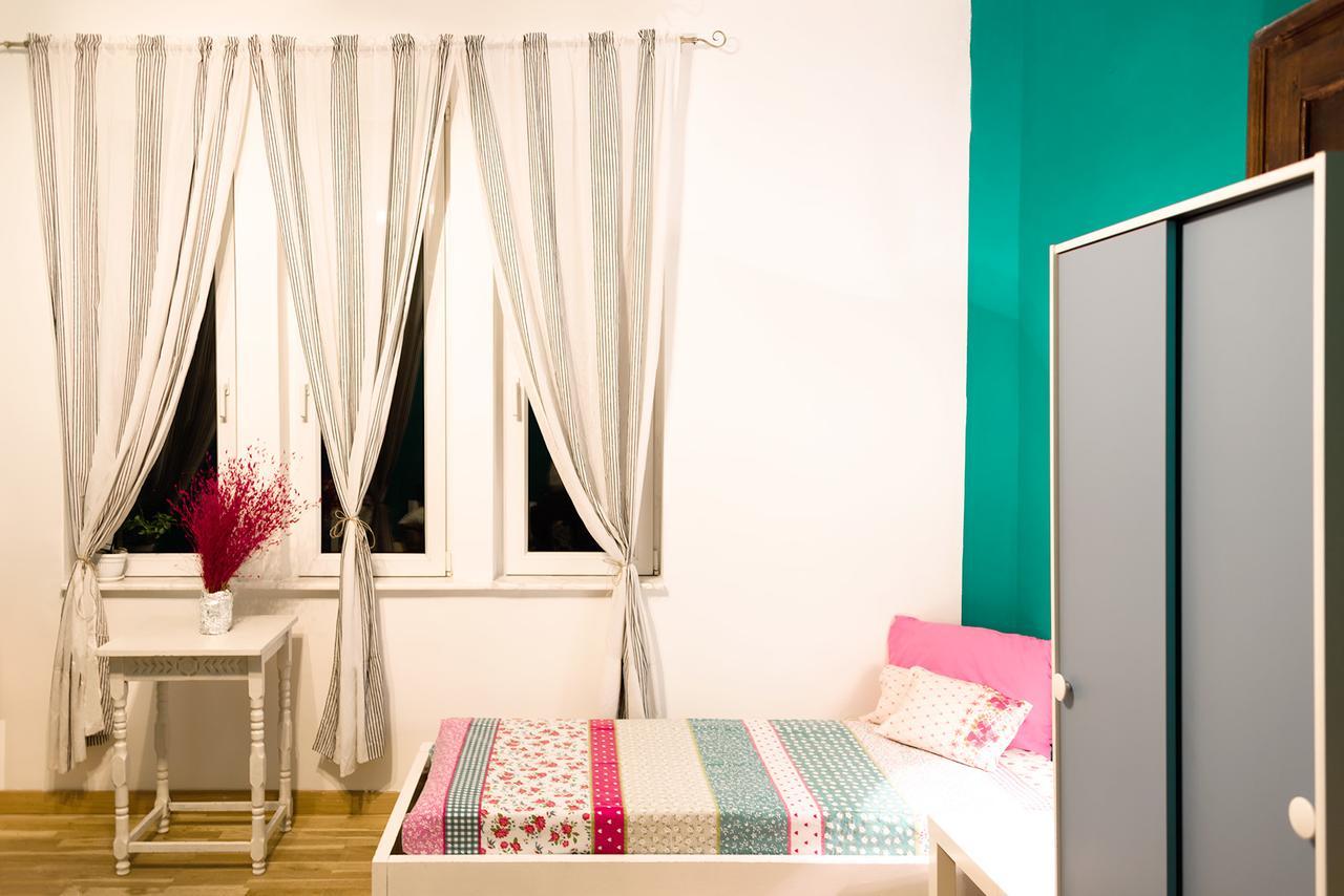 Sofia Smart Hostel Esterno foto